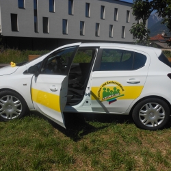site:img/Entenrennen Meran Spende Auto/DSCN3778.JPG