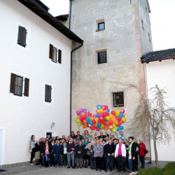 site:img/bilder/fotoalbum/200 Mitglieder 200 Luftballone 200 balloncini/DSC_7113.jpg