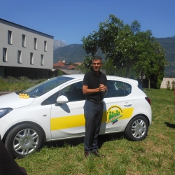site:img/Entenrennen Meran Spende Auto/DSCN3763.JPG