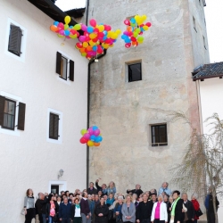 site:img/bilder/fotoalbum/200 Mitglieder 200 Luftballone 200 balloncini/DSC_7116a.jpg
