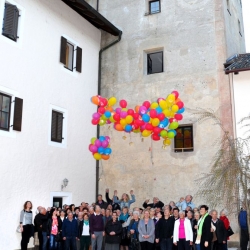 site:img/bilder/fotoalbum/200 Mitglieder 200 Luftballone 200 balloncini/DSC_7115a.jpg