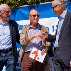 site:img/Entenrennen Meran Spende Auto/27_2019_HMG_Italy.jpg