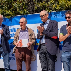 site:img/Entenrennen Meran Spende Auto/30_2019_HMG_Italy.jpg