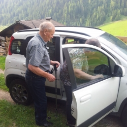 site:img/Begleitung in die Tagespflege/20160708_080334.jpg